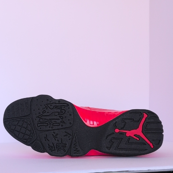 Air Jordan 9 Retro Chili Red - Picture 9 of 15